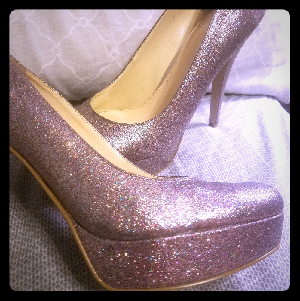 Great Condition! Enzo Angiolini Glitter Heels